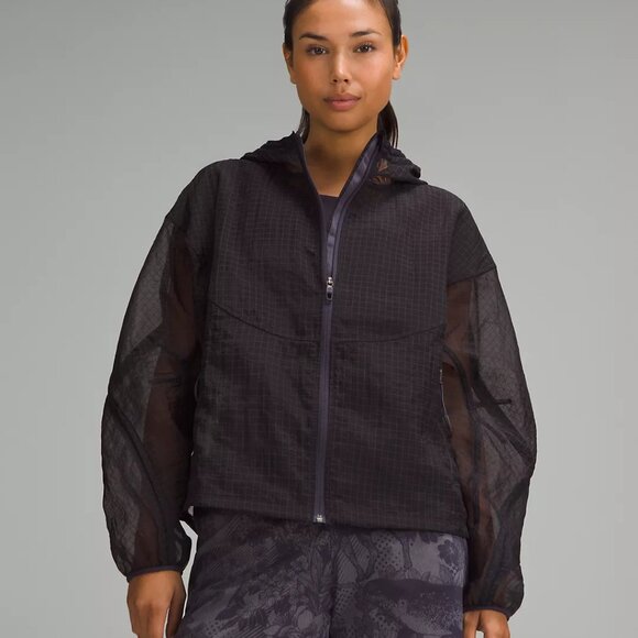Lululemon Team Canada Translucent Hooded Jacket Olympics Paris 2024 NWT